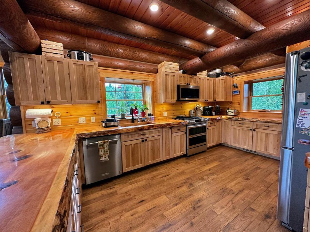 Wml Stunning Log Home In Bretton Woods, Ac, 2-Person Jacuzzi, Indoor And Outdoor Fireplaces, & More! ภายนอก รูปภาพ