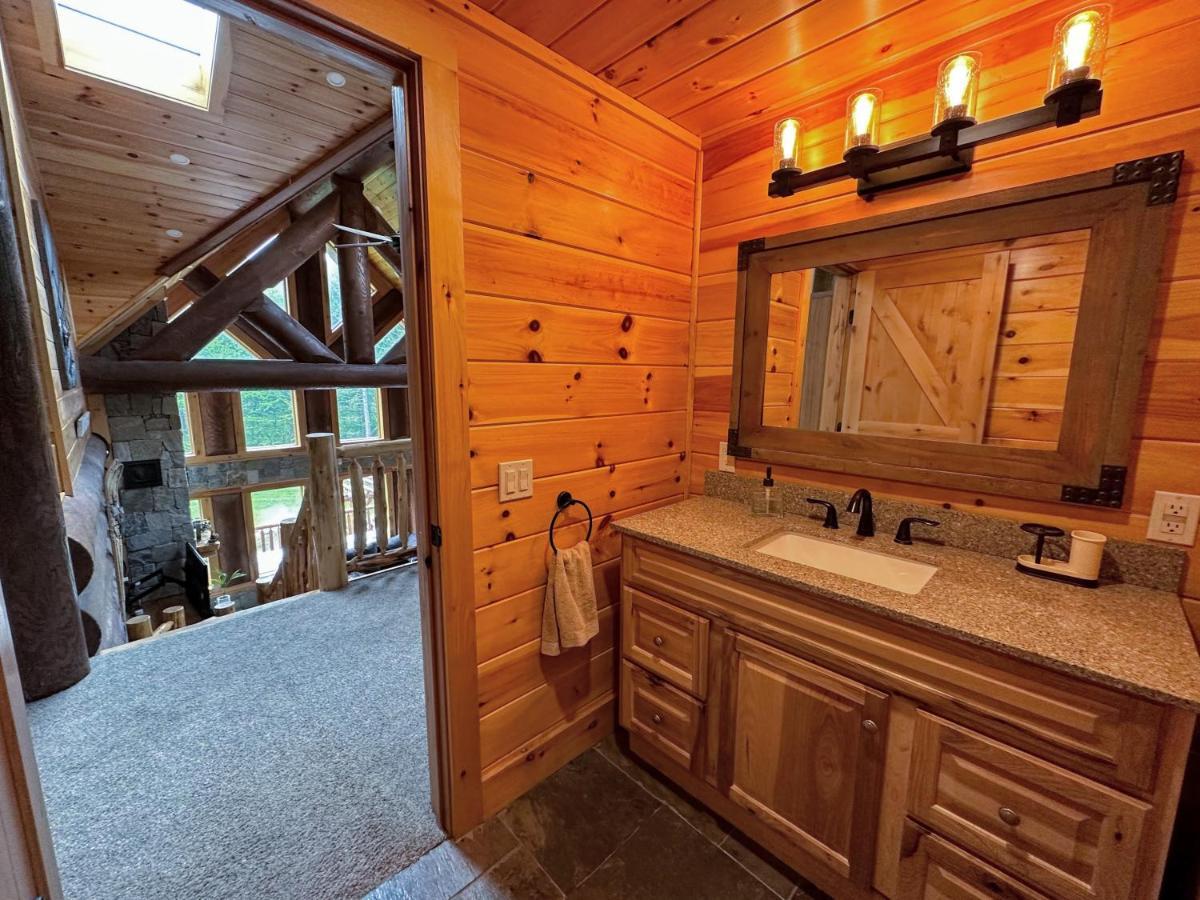 Wml Stunning Log Home In Bretton Woods, Ac, 2-Person Jacuzzi, Indoor And Outdoor Fireplaces, & More! ภายนอก รูปภาพ