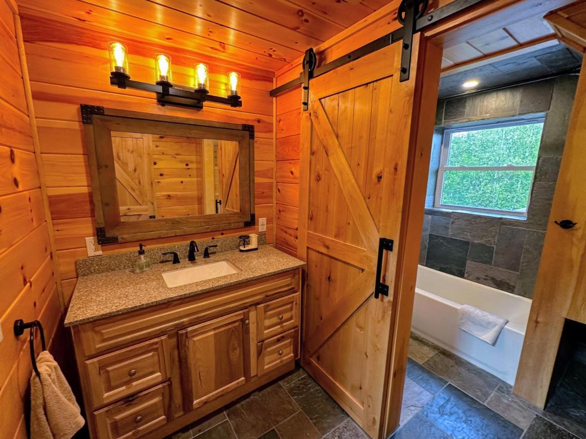 Wml Stunning Log Home In Bretton Woods, Ac, 2-Person Jacuzzi, Indoor And Outdoor Fireplaces, & More! ภายนอก รูปภาพ